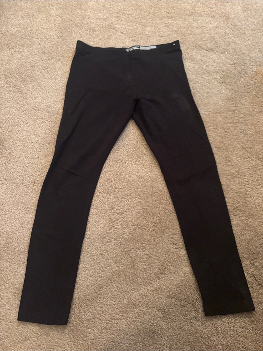 wonder nation Black Stretch Waistband Leggings. Age 10-12 ( says xl, but medium)